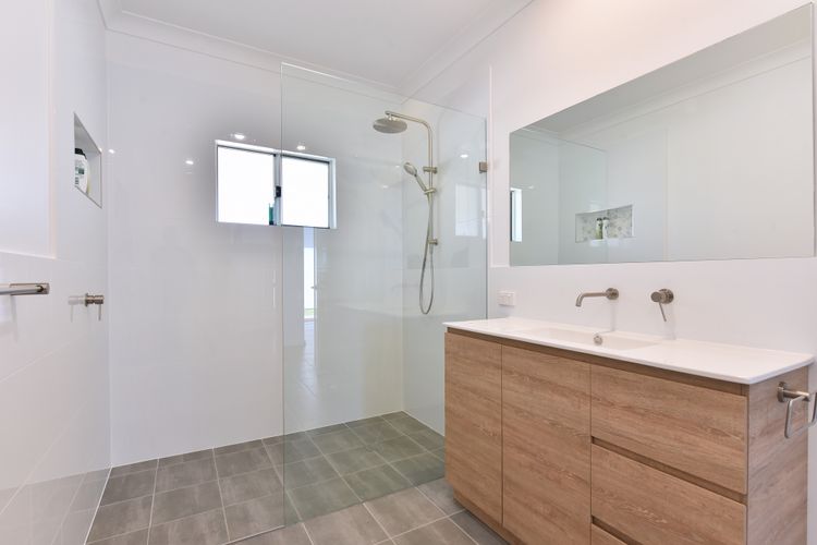 Magpie 2 - Bathroom 1