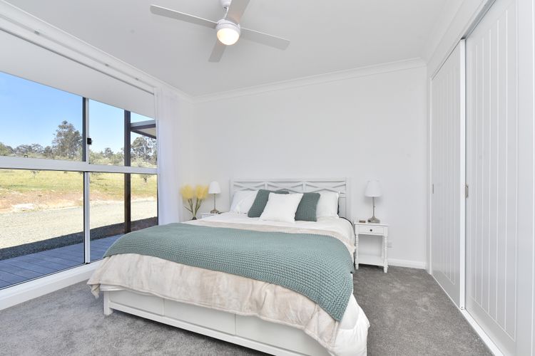 Magpie 2 - Bedroom - King Bed