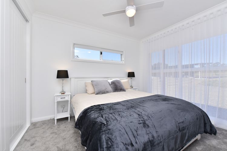 Magpie 2 - Bedroom - King Bed