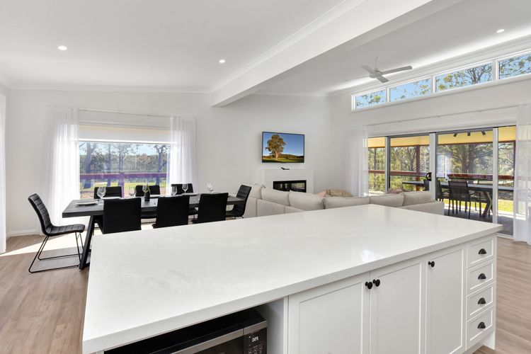 Magpie 3 - Dining Area