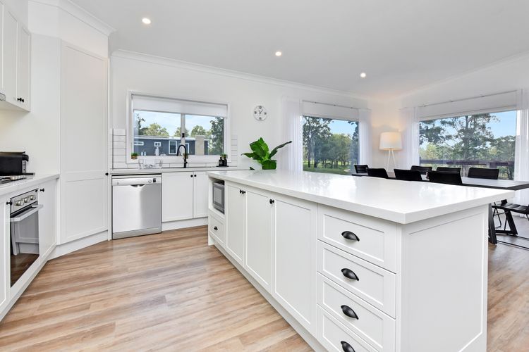 Magpie Three- Two for Joy Estate. 2.5 Bathrooms sleeping 6