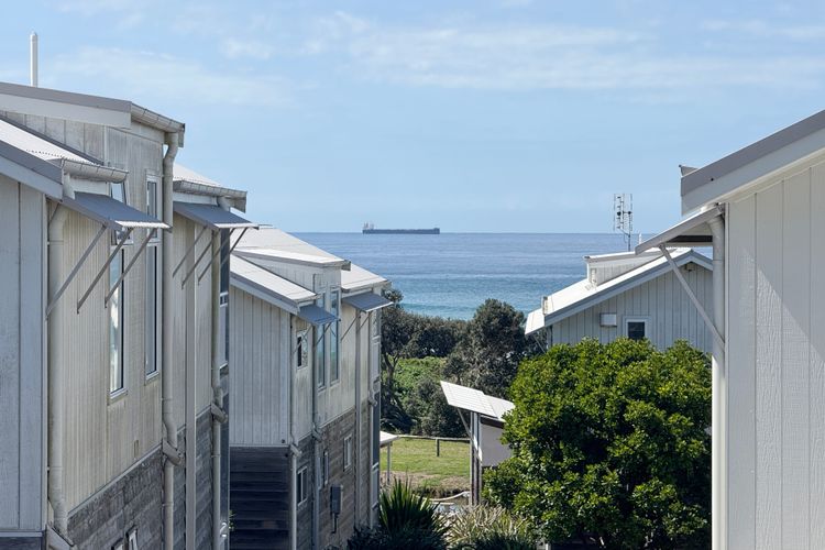 Villa Oceania at Caves Beach Villas
