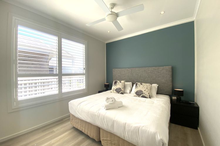 Azure Tides at Caves Beach Villas