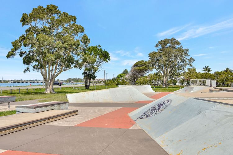 Azure Tides at Caves Beach Villas
