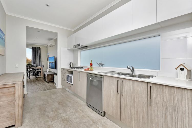 Azure Tides at Caves Beach Villas