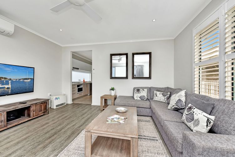 Azure Tides at Caves Beach Villas