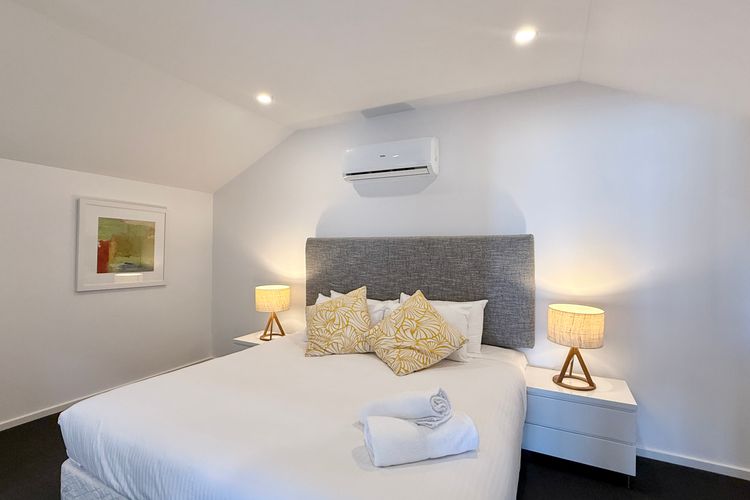 Oceanside Oasis at Caves Beach Villas