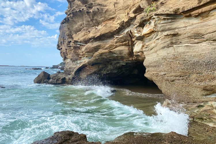 Beach Daze at Caves Beach Villas