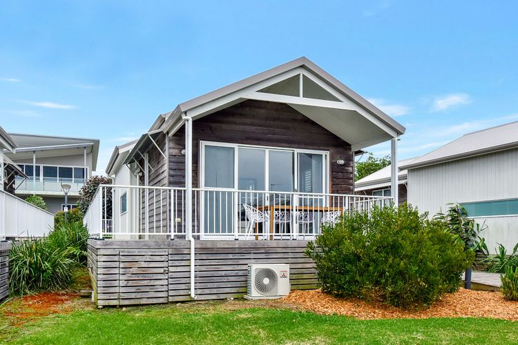 Coastal Breeze at Caves Beach Villas