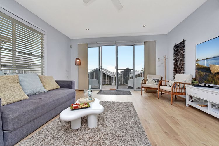 Blue Lagoon at Caves Beach Villas