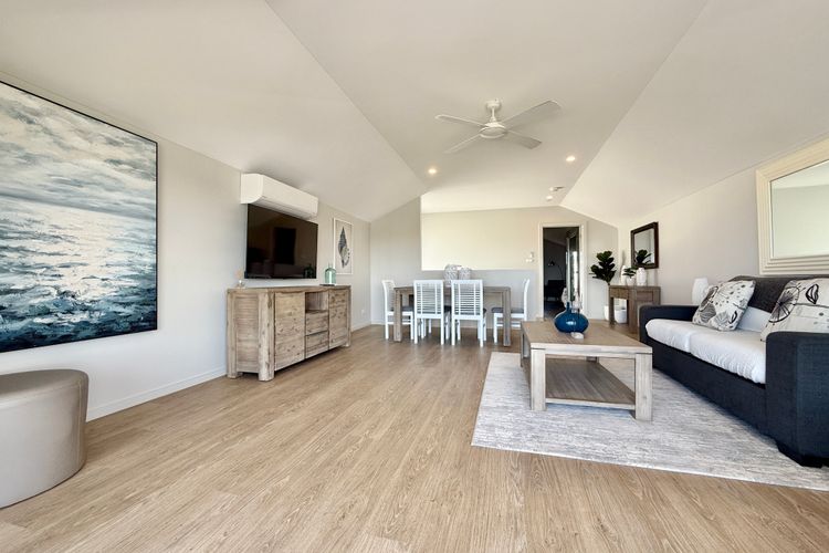 Bluewater Bliss at Caves Beach Villas