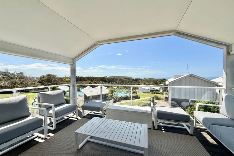 Bluewater Bliss at Caves Beach Villas