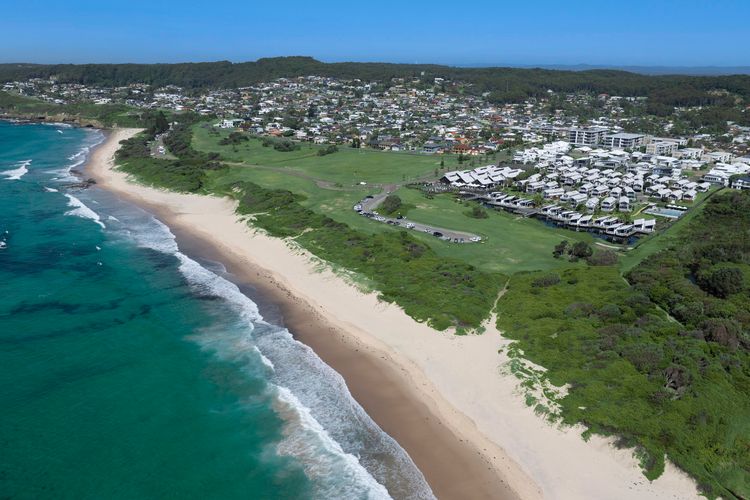 Bluewater Bliss at Caves Beach Villas