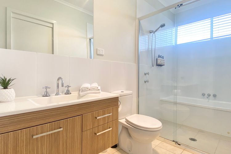 Aqua Villa at Caves Beach Villas