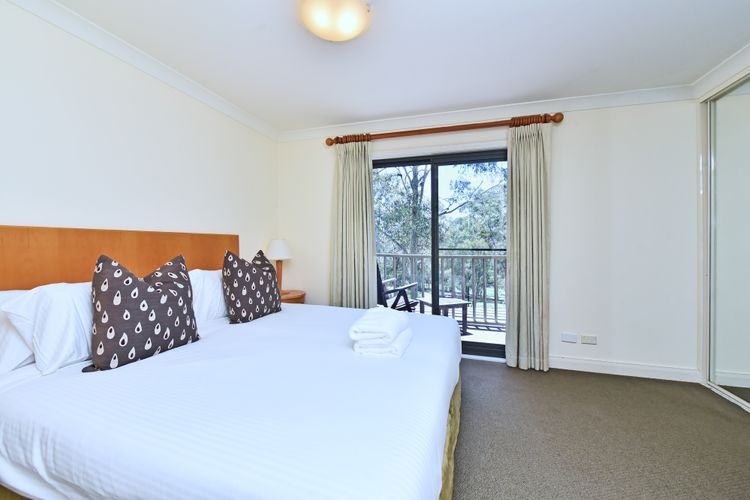 Cypress Lakes Villa 516 Primrose