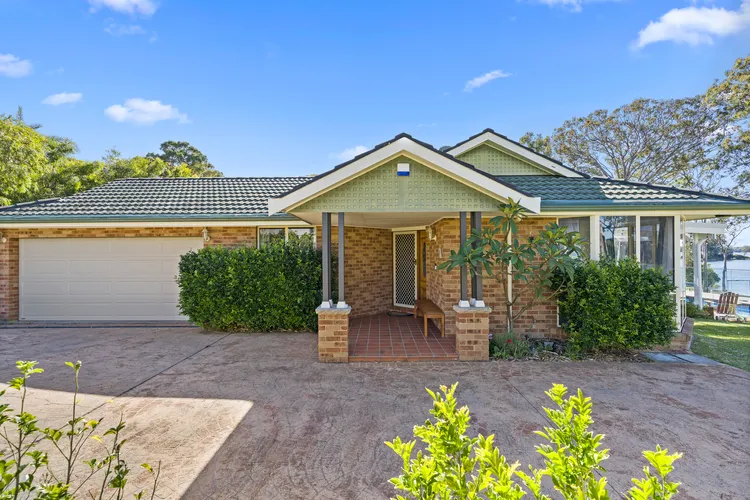 Waterfront Paradise Lodge Brightwaters