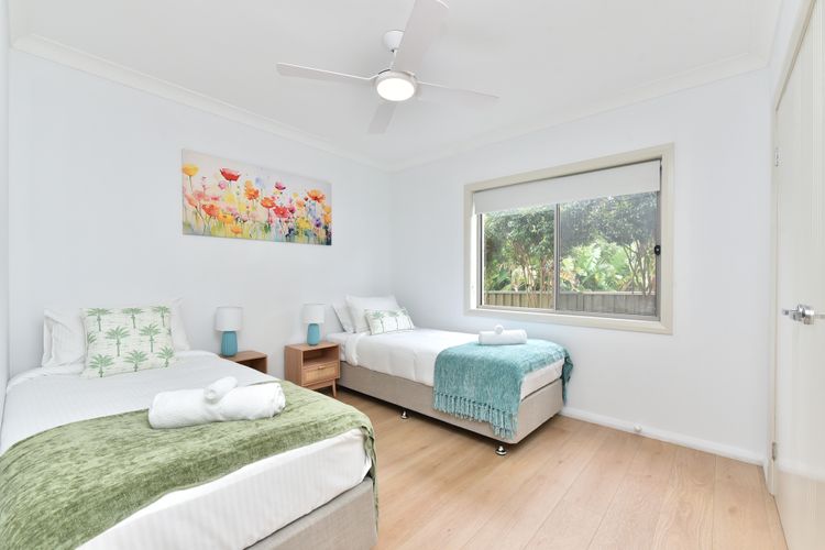 Finns at Caves Beach Resort