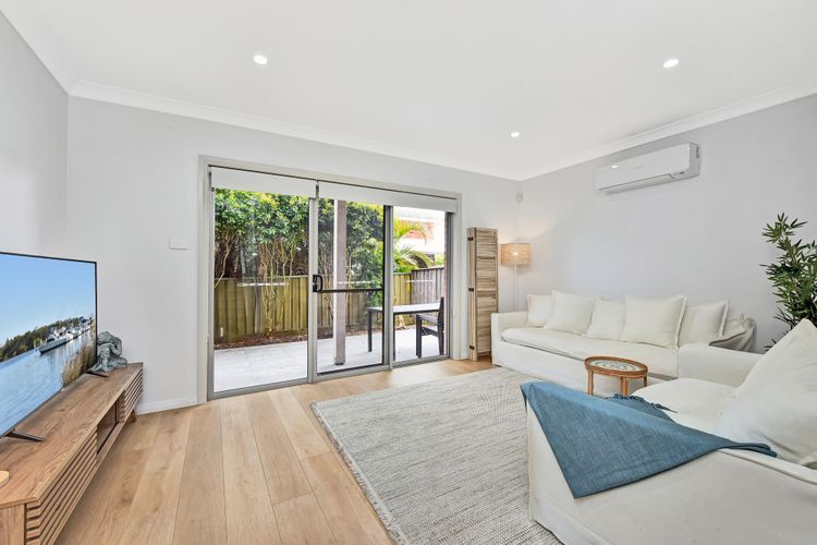 Finns at Caves Beach Resort