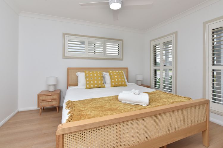 Finns at Caves Beach Resort