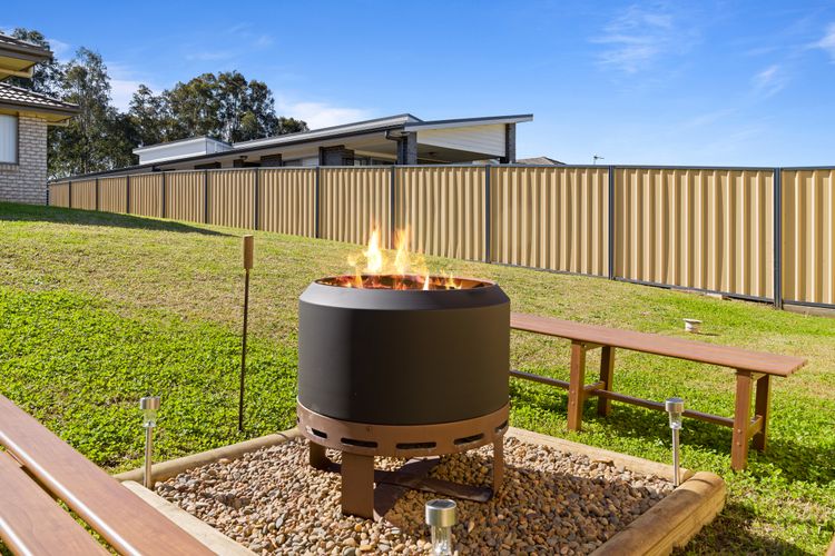 Tempranillo Guesthouse Fire Pit Among the Vineyard