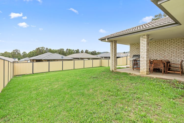 Tempranillo Guesthouse Fire Pit Among the Vineyard