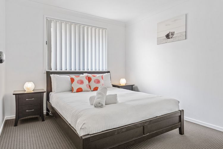 Tempranillo Guesthouse Fire Pit Among the Vineyard