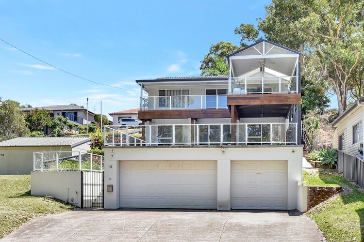 Upper Deck On Dobell