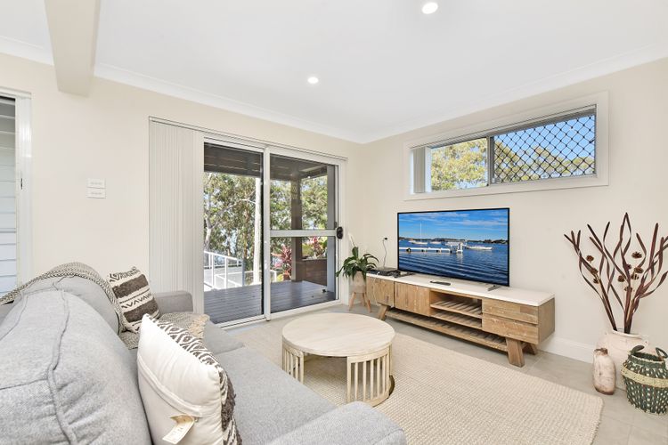 Upper Deck On Dobell