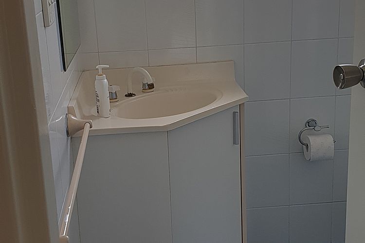 Toowoon Beach View 3br Villa 4 just steps to beach with views