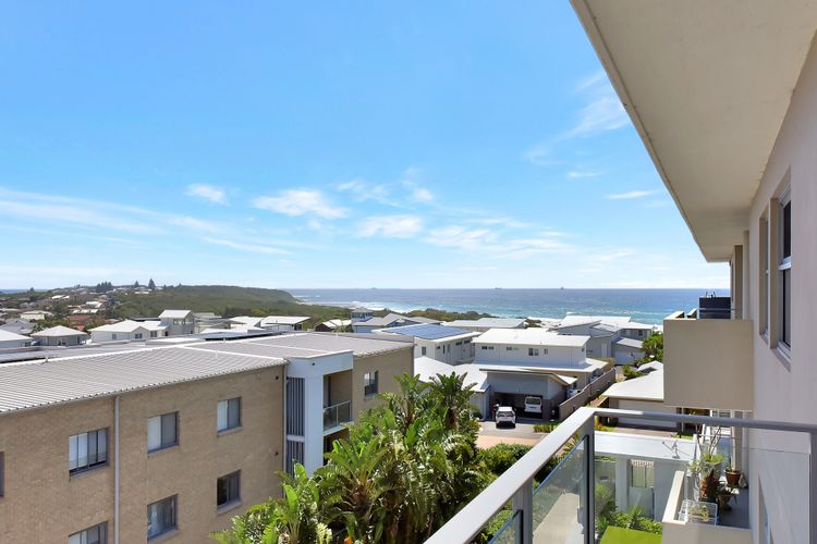 Oceanview Penthouse Caves Beach