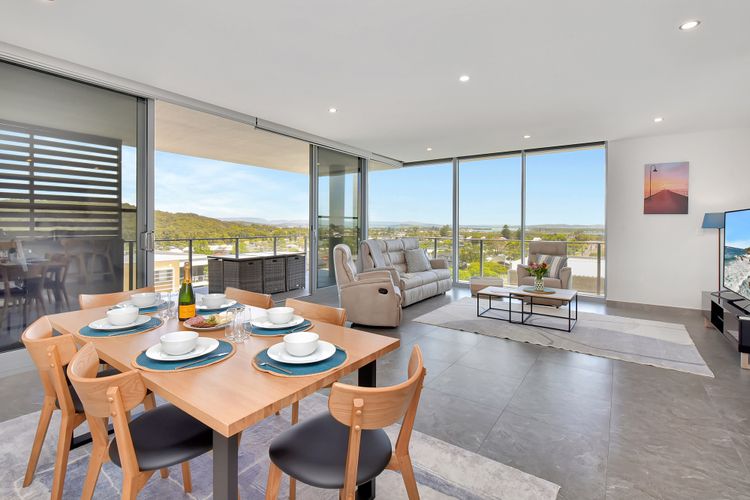 Oceanview Penthouse Caves Beach