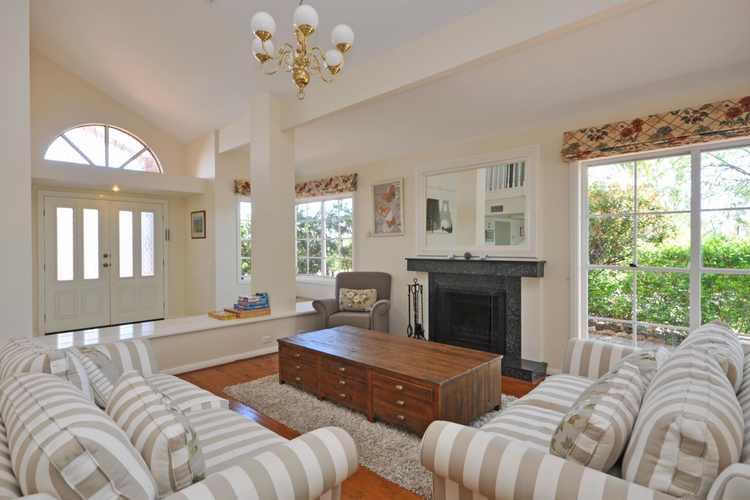 A Luxe, countryside property close to Vineyards!