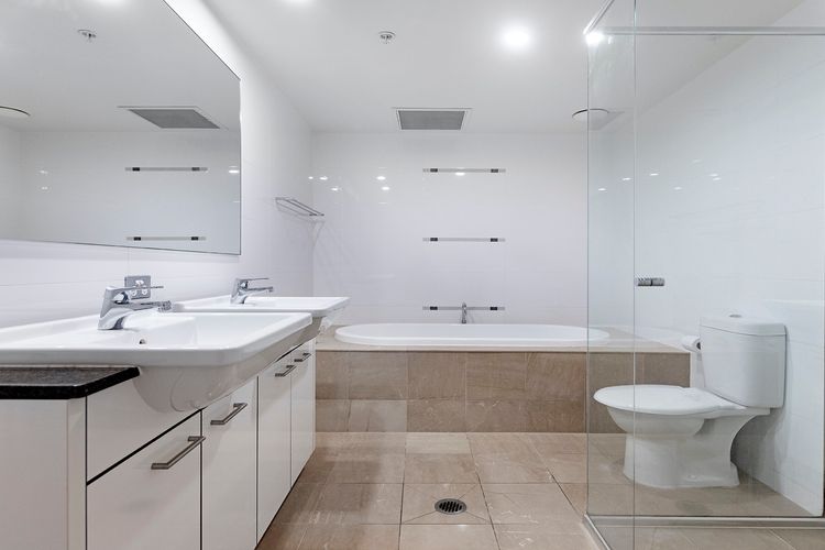 Wonderful 3 BR Apartment – Sierra Grand