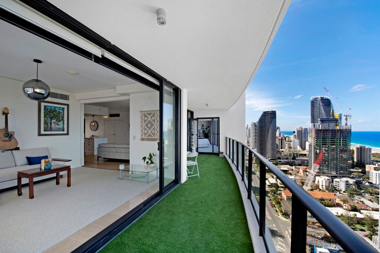 3BR Sub-Penthouse with Breathtaking Ocean Views