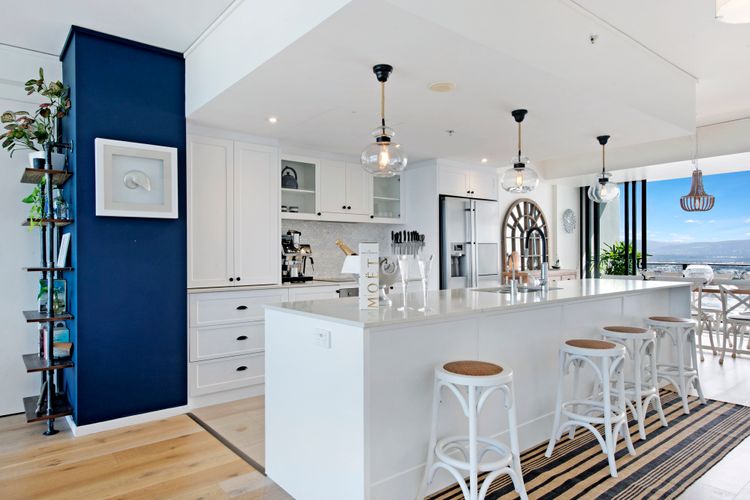 3BR Sub-Penthouse with Breathtaking Ocean Views
