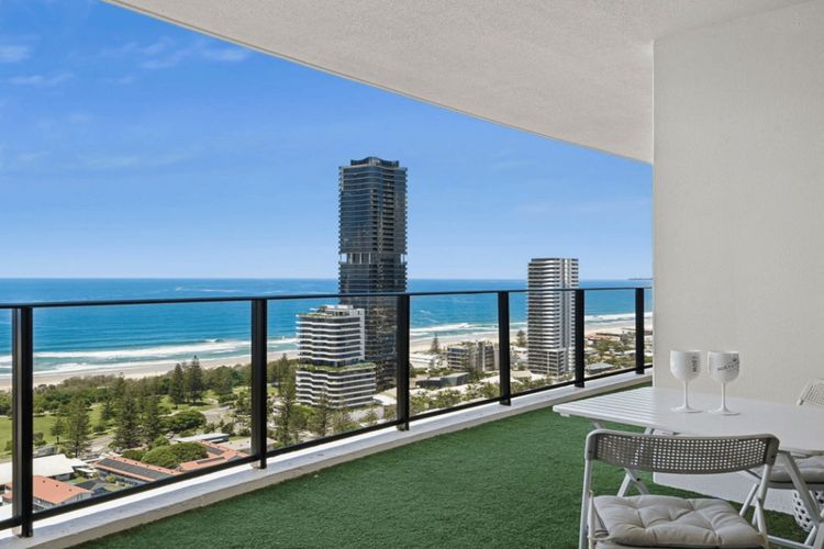 3BR Sub-Penthouse with Breathtaking Ocean Views