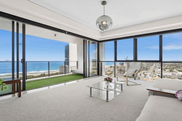 3BR Sub-Penthouse with Breathtaking Ocean Views