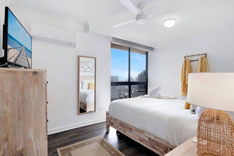 Beachcomber Getaway With Ocean Views