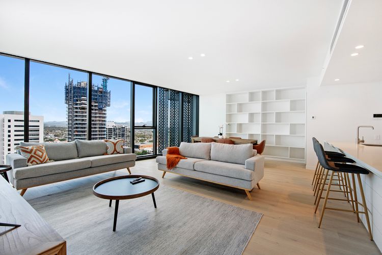 Signature Broadbeach Ocean Views Apartment