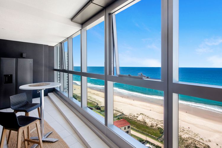 Jewel Broadbeach Luxury Apartment