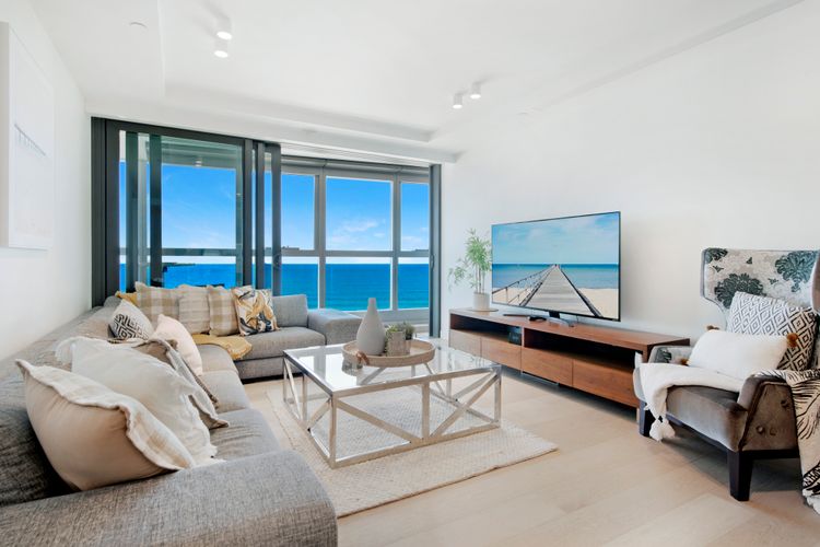 Jewel Broadbeach Luxury Apartment