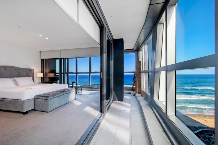Jewel Broadbeach Luxury Apartment