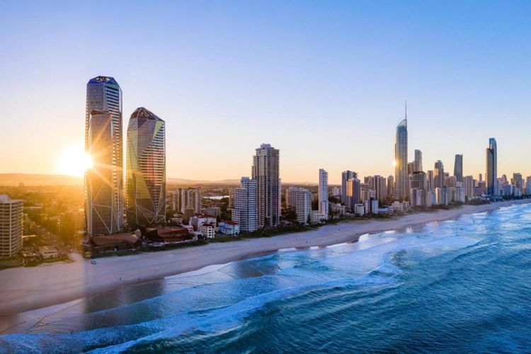 Deluxe Twin Studio in Surfers Paradise