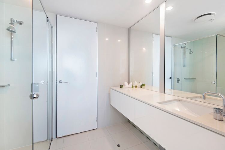 Stunning 2 Bedroom Ocean Views Apartment
