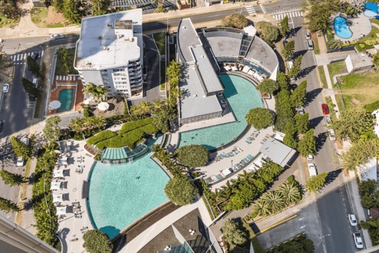Stunning 2 Bedroom Ocean Views Apartment