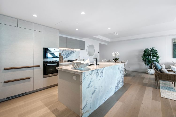 Jewel Stunning Ocean Views 2 Bed Apartment