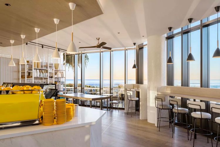 Jewel Stunning Ocean Views 2 Bed Apartment