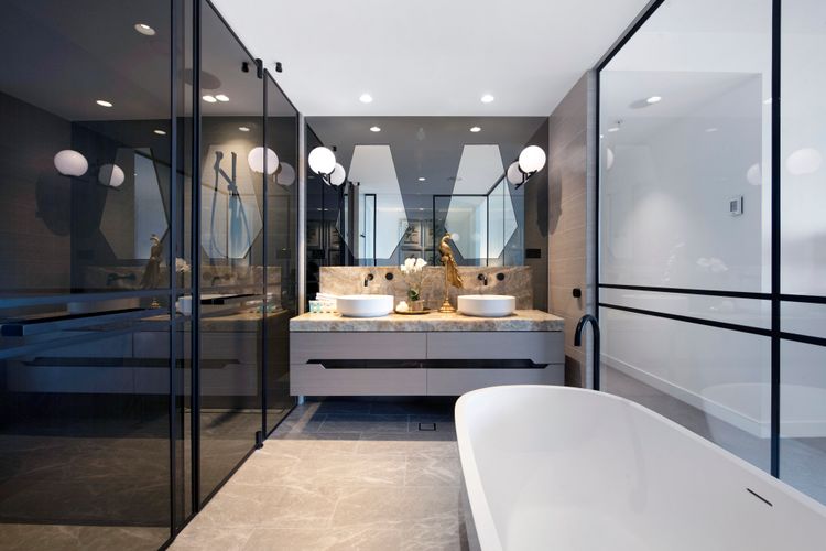 Jewel Stunning Ocean Views 2 Bed Apartment