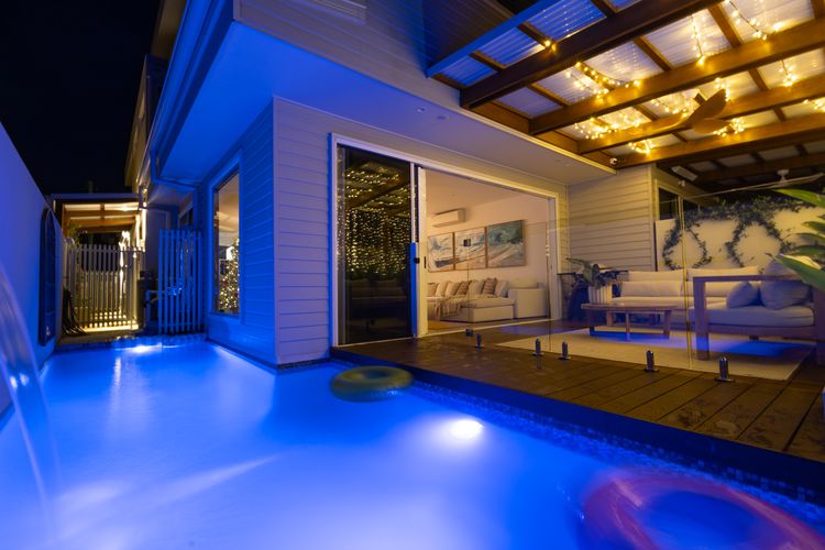 Luxury Tri-Level Duplex in Mermaid Beach