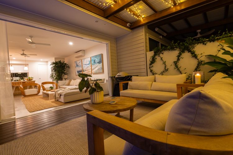 Luxury Tri-Level Duplex in Mermaid Beach